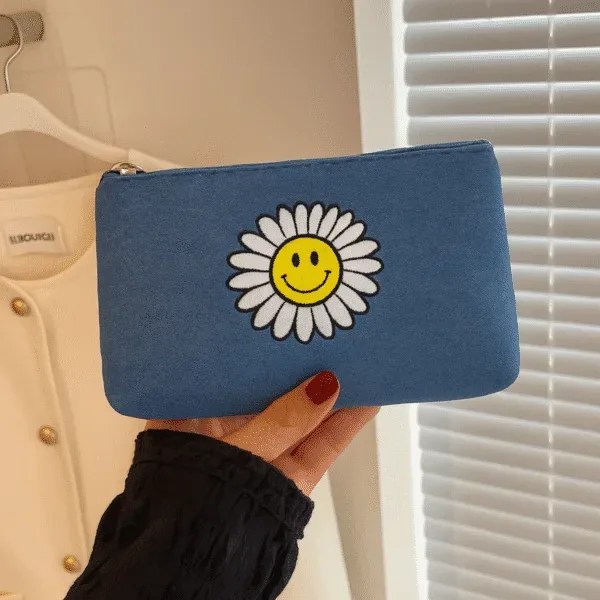 Smiley Daisy Pouch: Features, Specifications and Sourcing from India