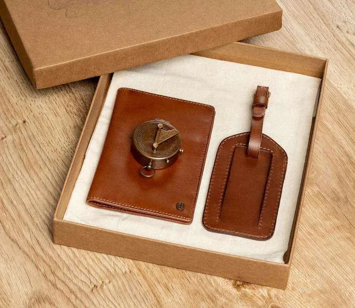 Luggage Tags: Features, Specifications and Sourcing from India